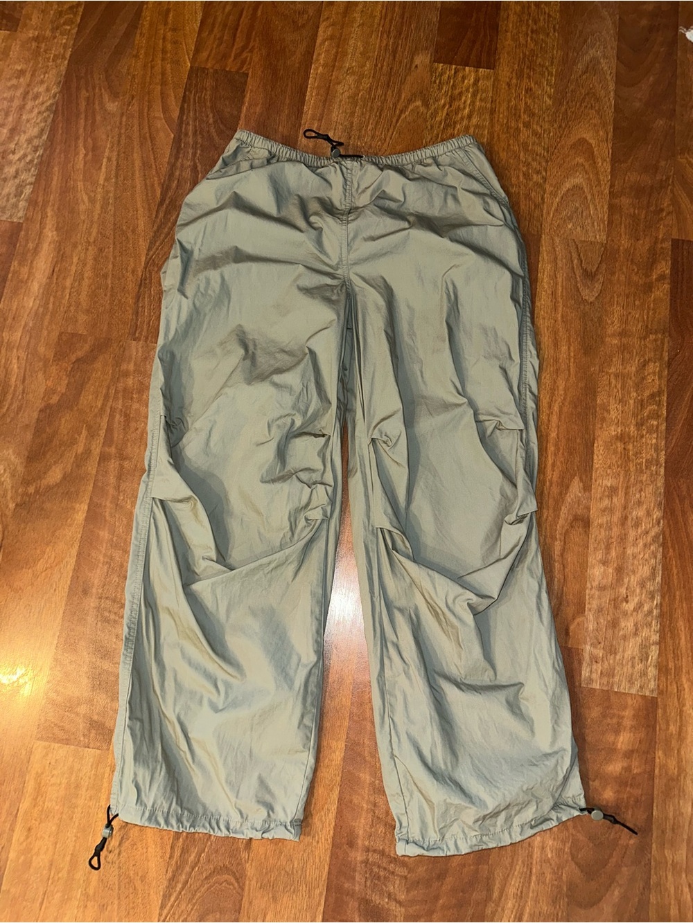 H&M Light Green Parachute Drawstring Pants